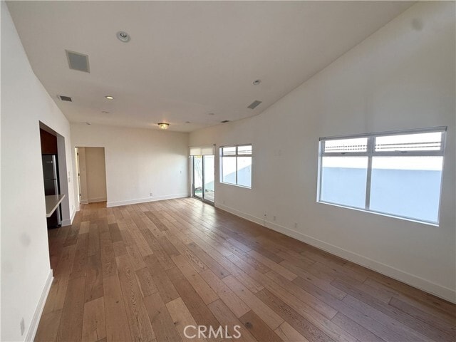 Building Photo - 840 Brooks Ave