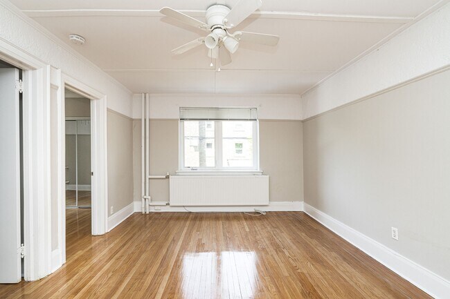 Photo du bâtiment - 100 Vaughan Rd