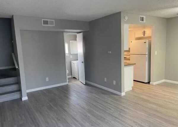Foto del edificio - 308 Champlin Ave