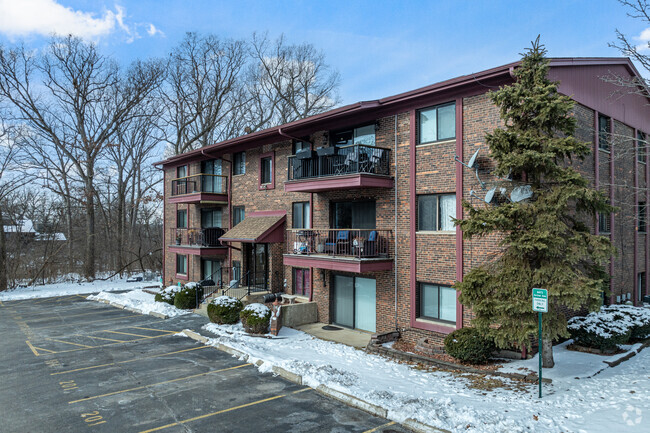 Alternate Image - 8473 S Archer Ave