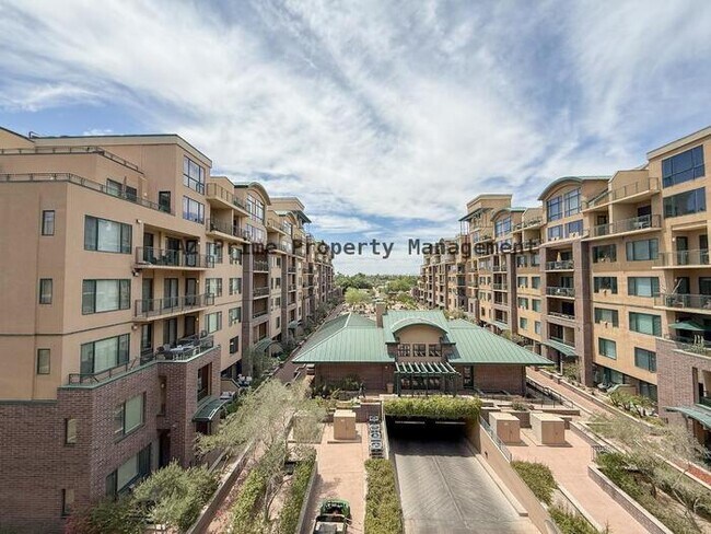 Foto del edificio - 2302 N Central Ave