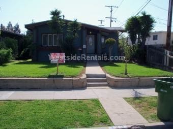 NA - 323 E 5th St