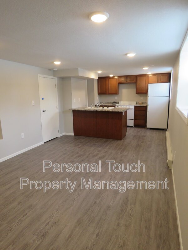 Foto principal - 1261 10th St N