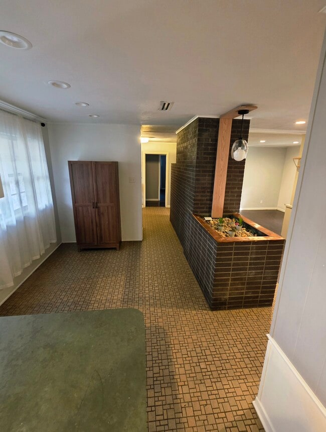 Foto del edificio - 534 Beechwood Dr