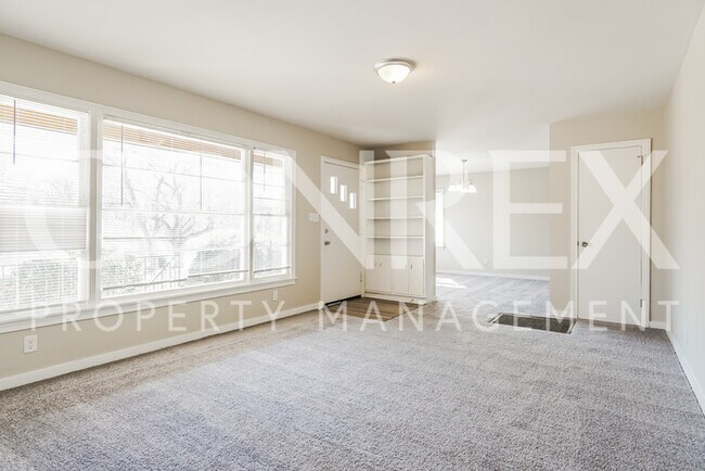 Foto del edificio - Great 4 Bedroom