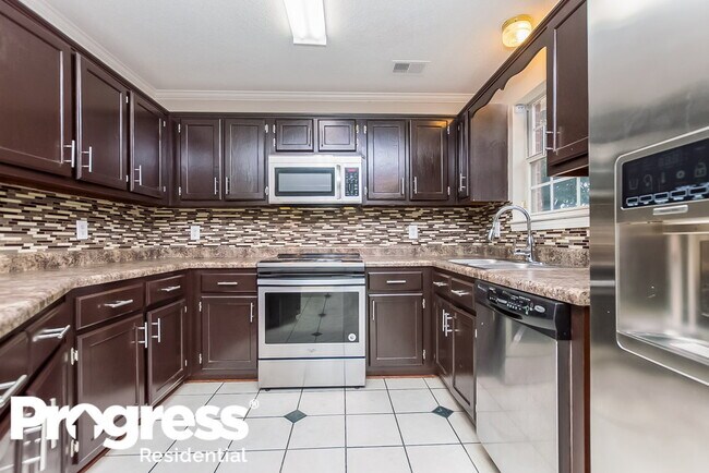Building Photo - 7300 Fox Trace Cove