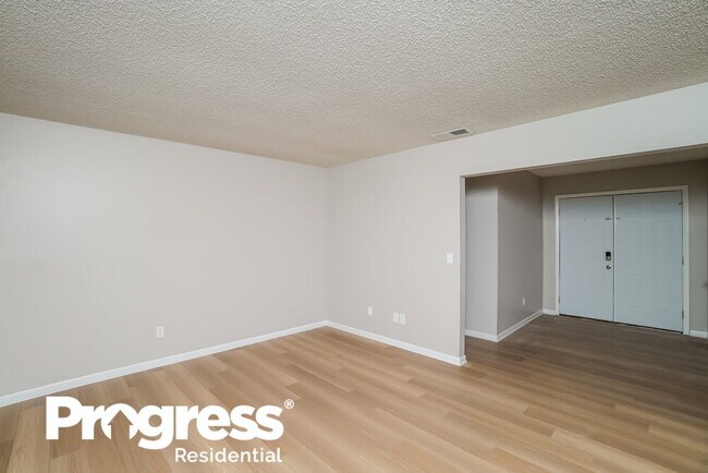Building Photo - 16414 Bonneville Dr