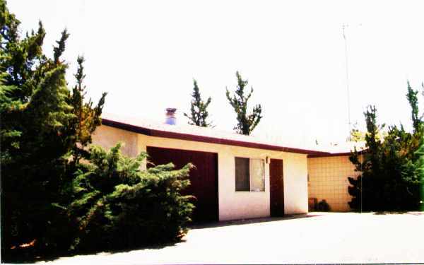 Building Photo - Apple Valley Ranchos Mobile Home Pk