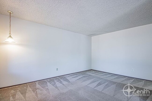 Photo - 3020 NE 78th Ave House