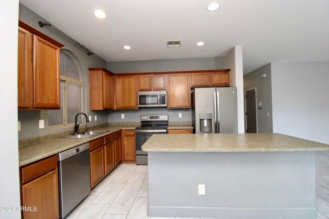 Building Photo - 3934 S Mandarin Way