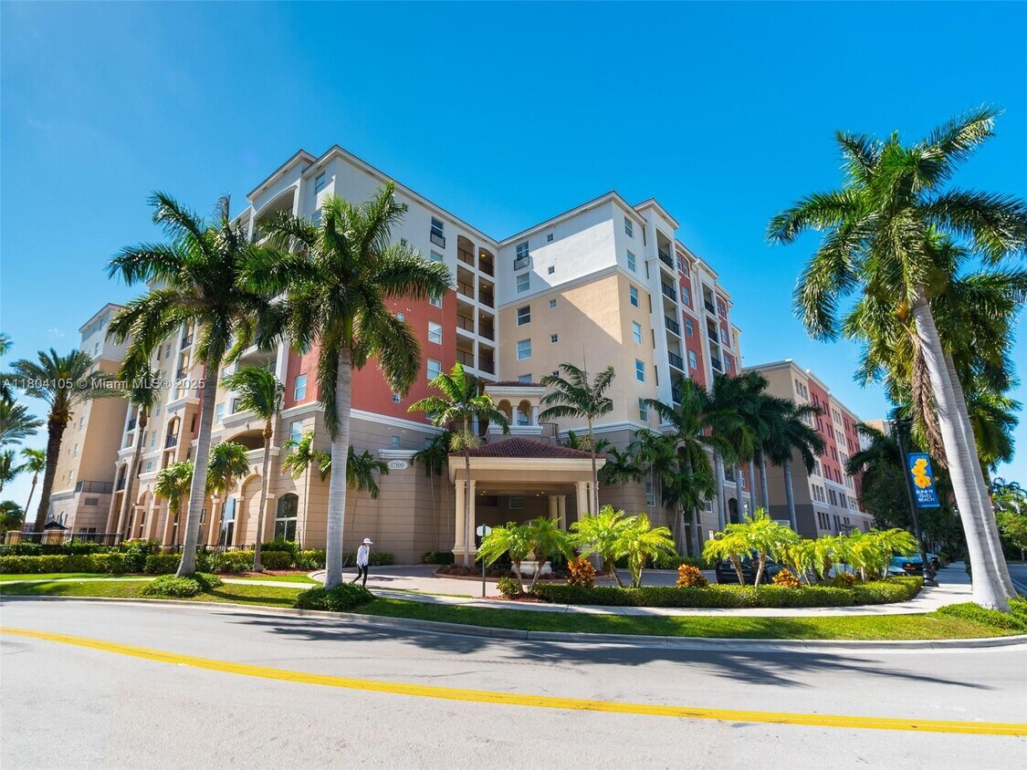 Foto principal - 17125 N Bay Rd