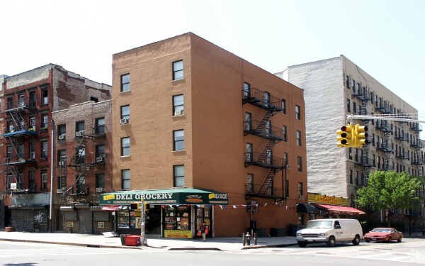 Primary Photo - 396 E 10th St