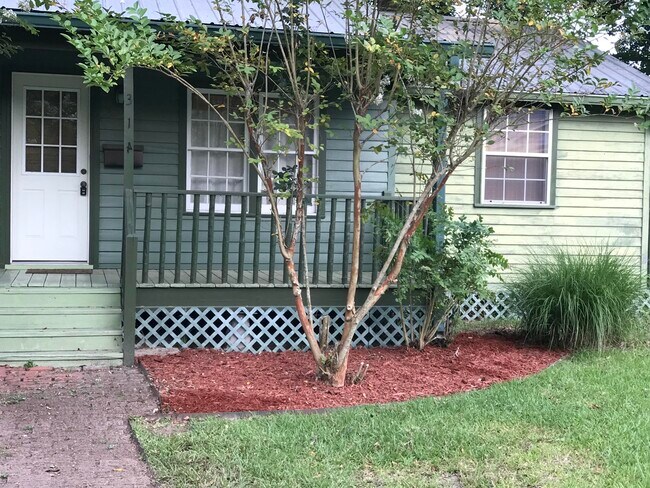 Building Photo - 314 N Cane St