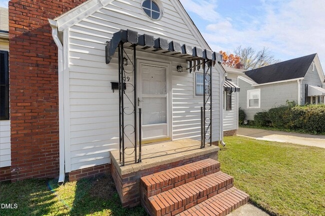 Building Photo - 109 Lincoln Ct