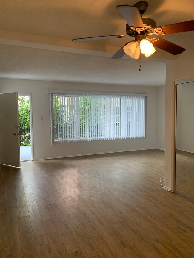 Foto del edificio - 1128 7th St