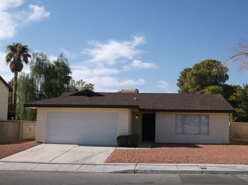 Primary Photo - 7245 Great Oak Ave