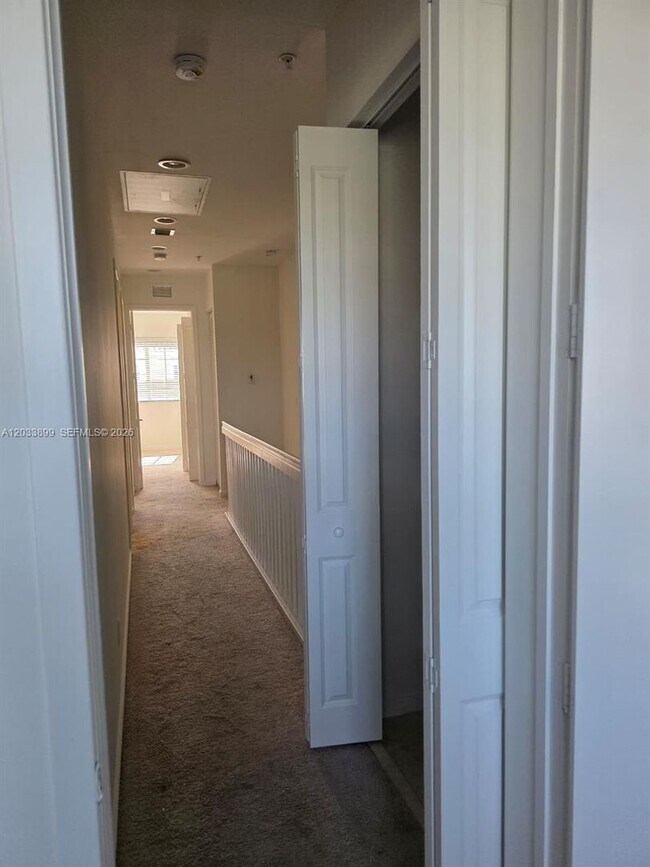 Foto del edificio - 2765 SW 81st Terrace