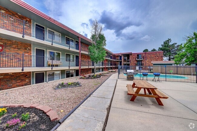 Building Photo - Olympic Garden - Beautiful Renovated Apart...