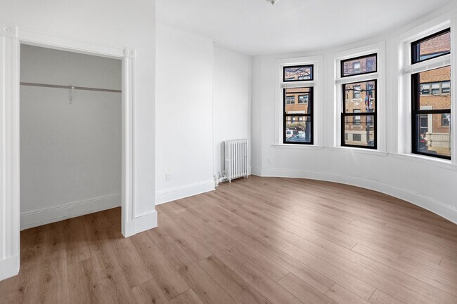 Foto del edificio - 864 Huntington Ave