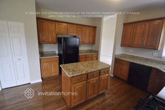 Building Photo - 909 Butterfield Cir W