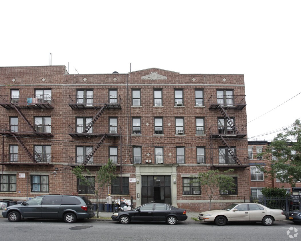 Foto del edificio - 2092 Dean St