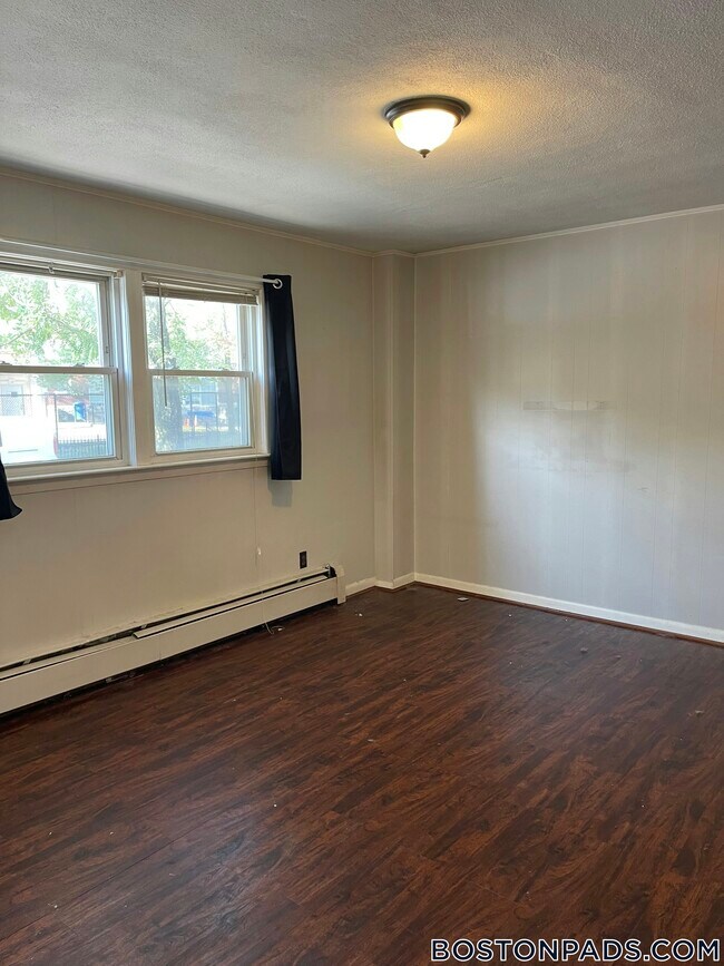 Foto del edificio - 18 Central Ave