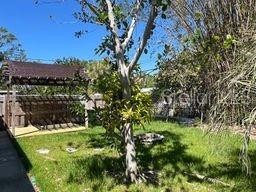 Foto del edificio - 719 37th Ave NE