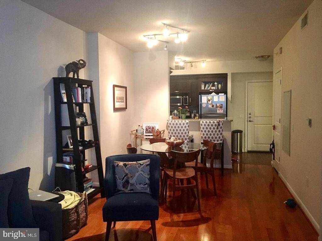 Foto principal - 1021 N Garfield St