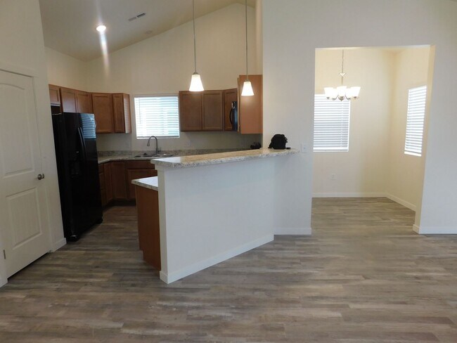 Building Photo - 2 Bed/2 Bath New Construction