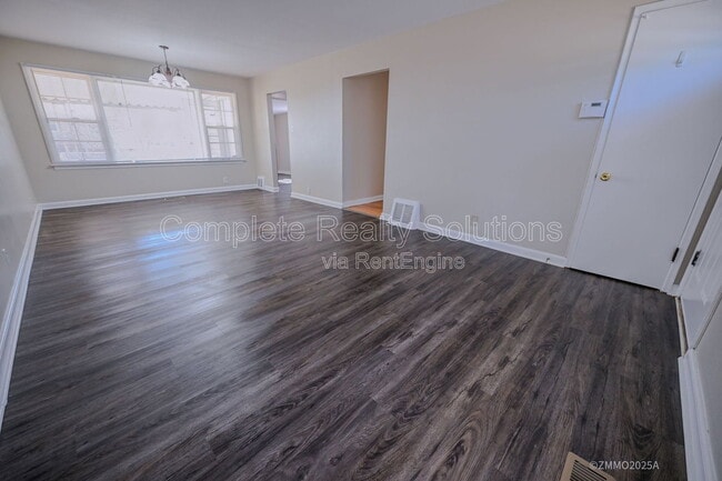 Photo - 10200 Tappan Dr House