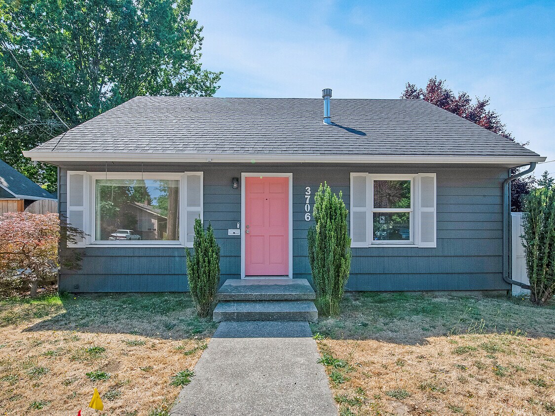 3706 SE Holgate Blvd, Portland, OR 97202 House Rental in Portland, OR