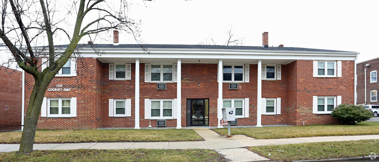 Foto del edificio - College Avenue