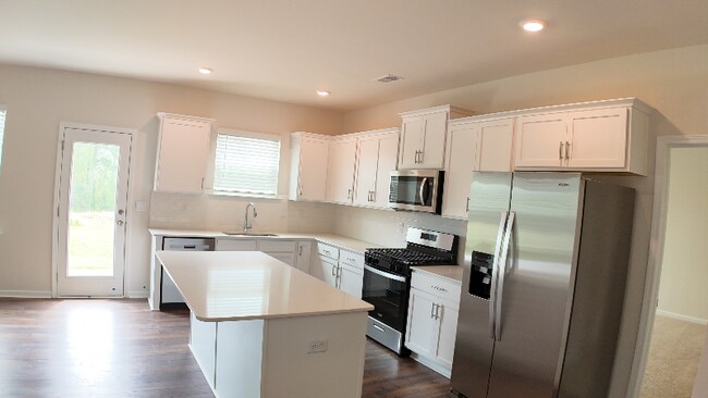 Building Photo - 1026 Roleson Wy