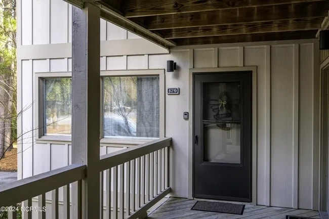 Building Photo - 6219 Harbourside Dr