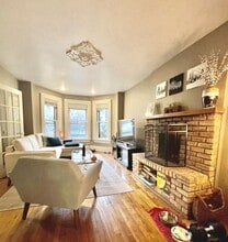 Building Photo - 2050 N Bissell St Building Photo - 2050 N Bissell St