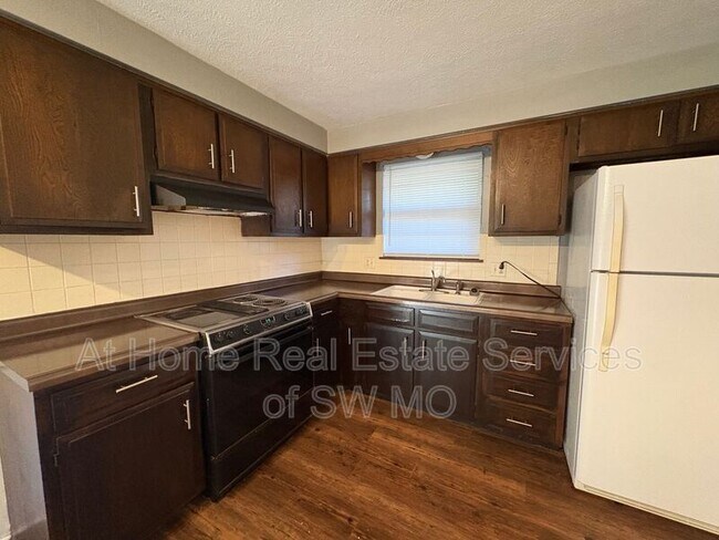 Foto del edificio - 2002-B E Monroe St