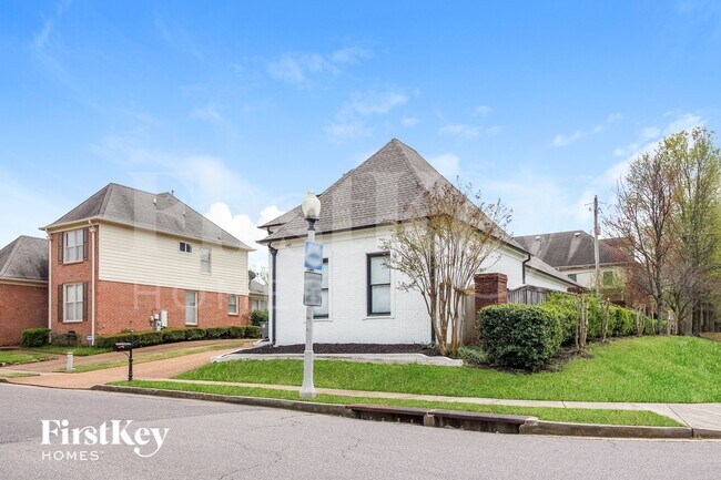 Building Photo - 8485 Farley Ave