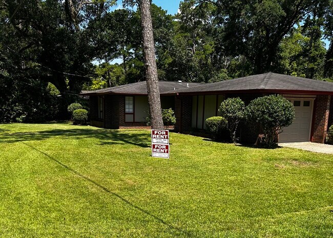 Foto del edificio - 250 S Villas Ct