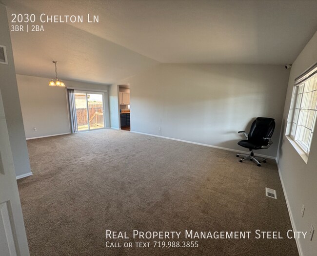 Foto del edificio - 2030 Chelton Ln