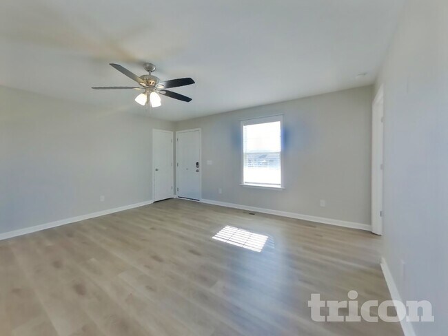 Foto del edificio - 1612 Robert Rd