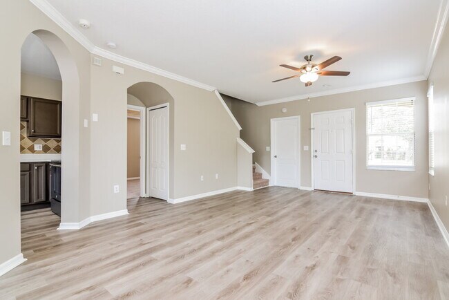 Building Photo - 758 Star Pointe Dr