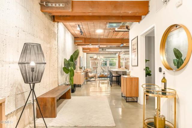Foto del edificio - 530 S Hewitt St