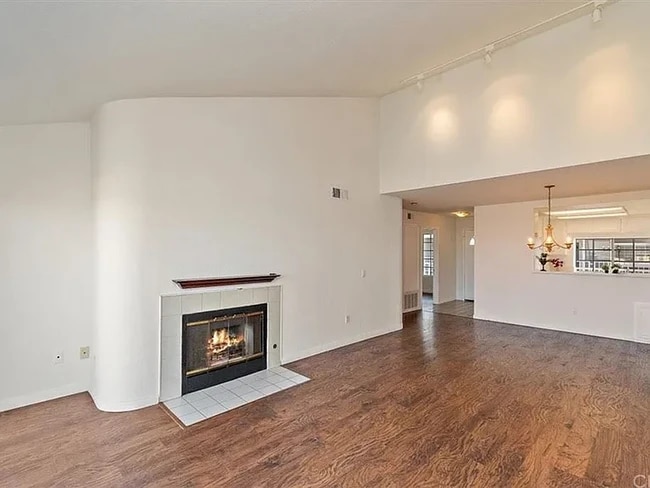 Building Photo - 1414 Brett Pl