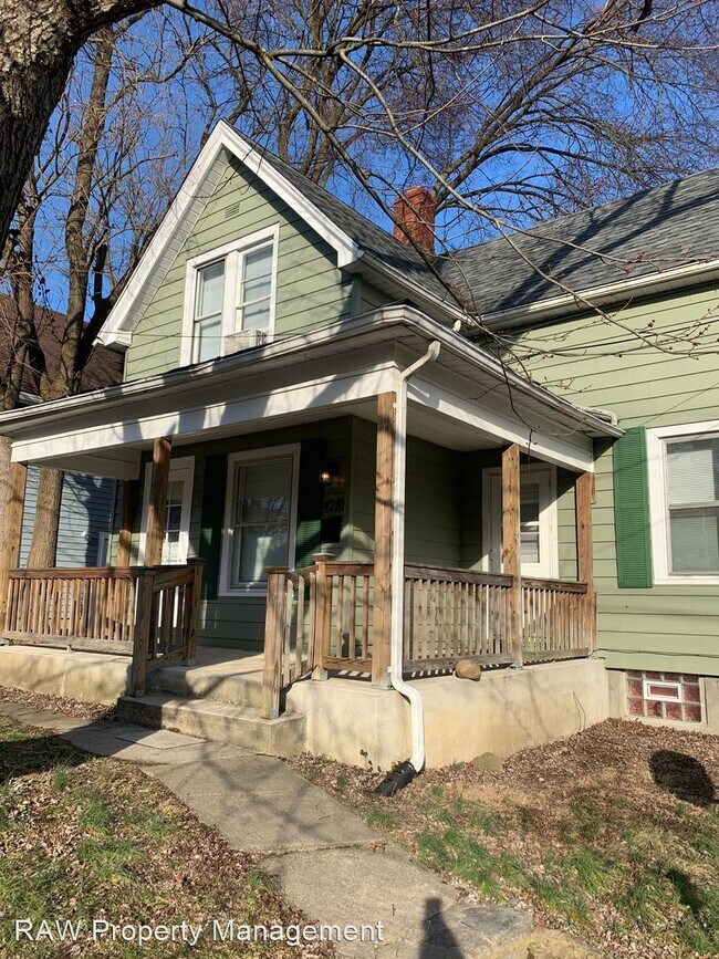 Building Photo - 3 br, 1.5 bath House - 4210 Homer Ave