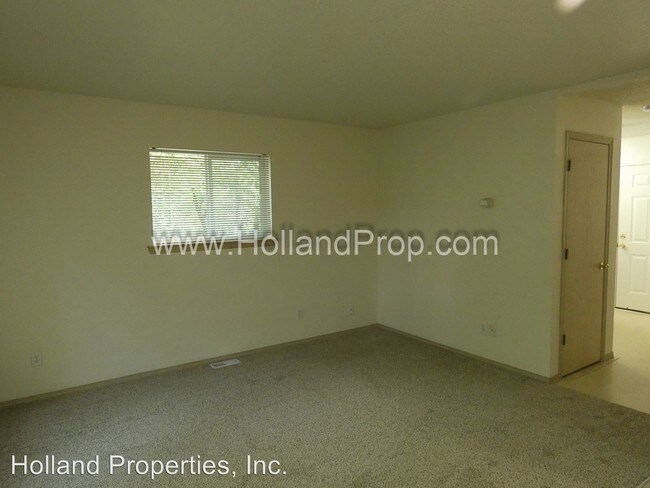 Building Photo - 4116 SE 79th Ave