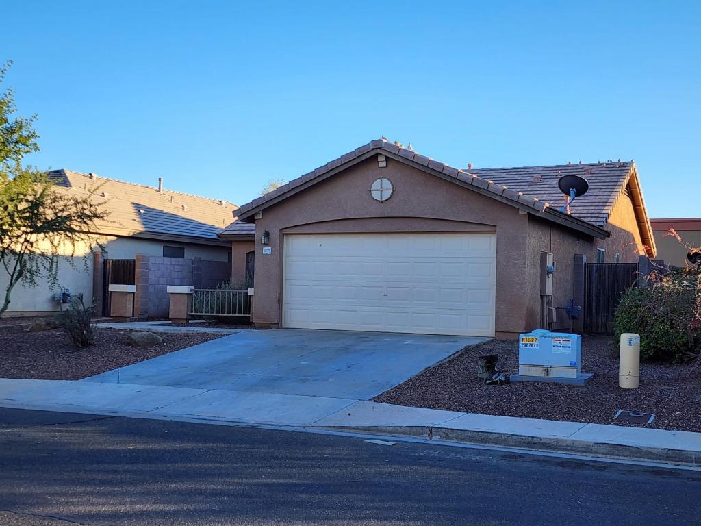 Primary Photo - 10773 W Del Rio Ln