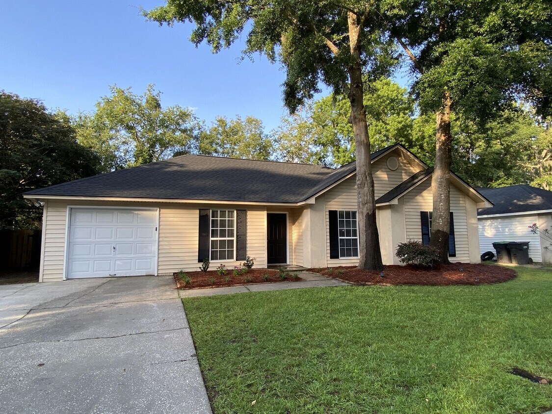 Foto principal - 1603 Hendry Ave