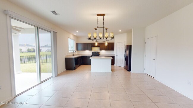 Building Photo - 5064 Sundrop Wy