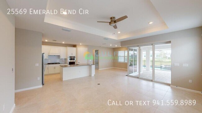 Foto del edificio - 25569 Emerald Bnd Cir