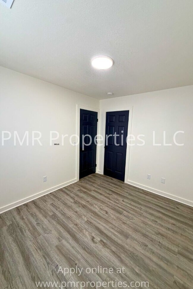 Foto del edificio - 915 S 15th St